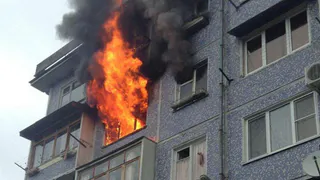 Из-за зарядок гаджетов в России происходит до 10 пожаров в день