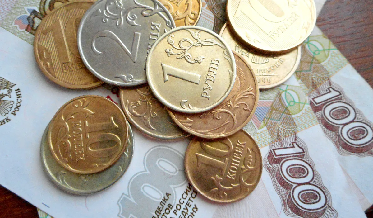 Независимо от дохода. С июня к пенсии будет надбавка