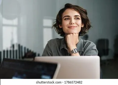 По пятницам россияне будут работать до обеда