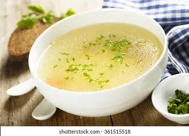 Варим вкусный суп из куриной кожи