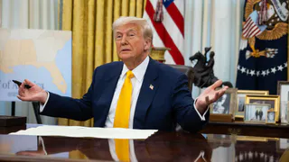 Трамп призывает к миру: как США реагируют на конфликт в Украине?