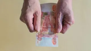 Граждан хотят отучить от наличных денег