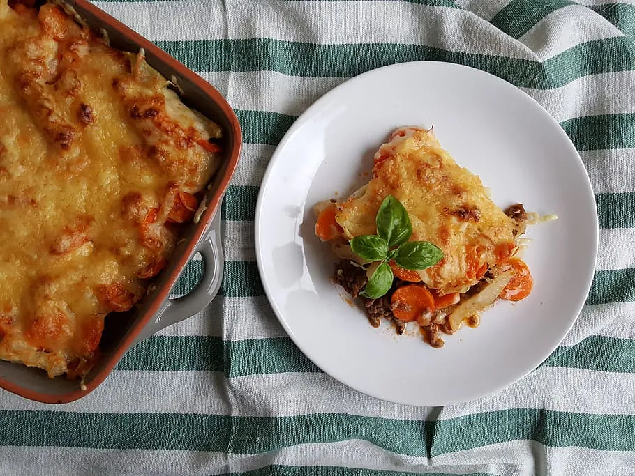 Вкусный ужин для всей семьи с фаршем: простой и аппетитный рецепт