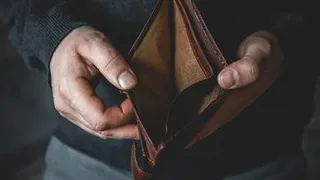 Россиянам недоплачивают за их труд десятки триллионов рублей