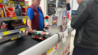 Наличку больше не будут принимать в магазинах уже с 1 мая - неприятный сюрприз для всех россиян