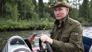 Президент поздравил россиян с Днём рыбака и отметил важность отрасли