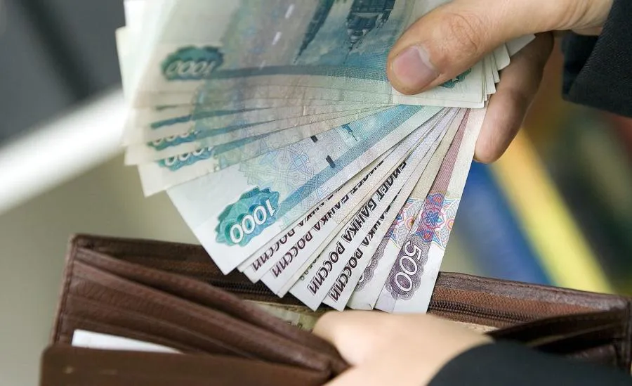 Будущим пенсионерам предложили выбирать «правильную зарплату»