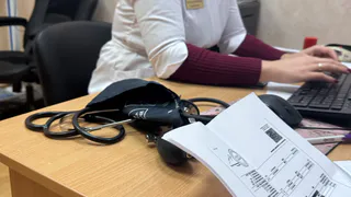 С 1 января больничные станут выдавать по-новому - прибавка по 1150 рублей за каждый день