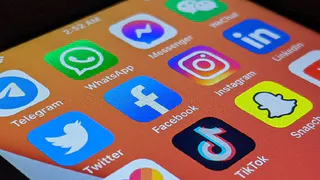 Популярный у пенсионеров банк запустит сервис для защиты от мошенников