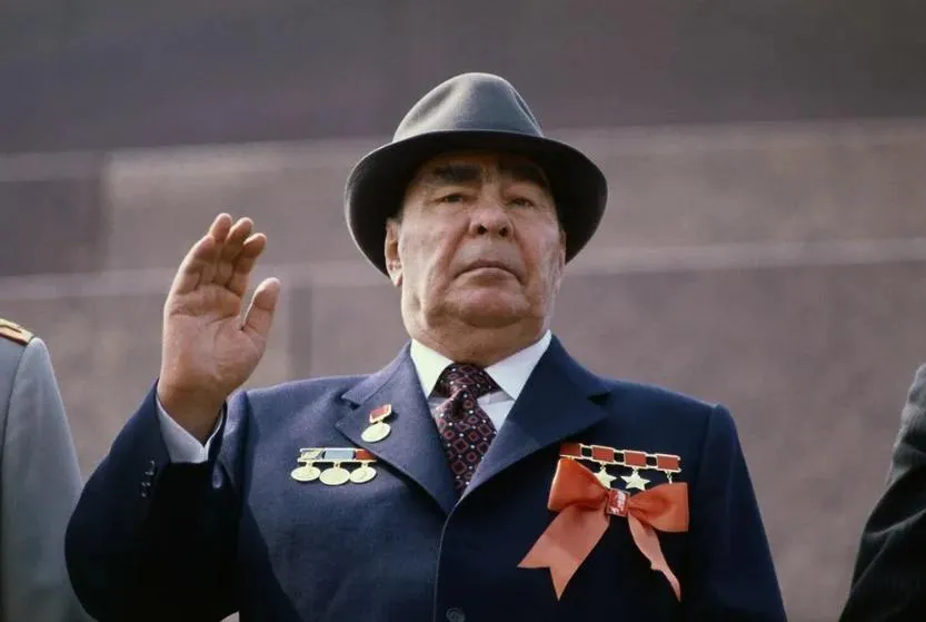 Брежнева лишат почетного звания