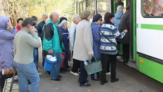 «С воскресенья будет бесплатным». Новая льгота вводится для всех пенсионеров с 17 августа