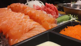 Как правильно и вкусно солить красную рыбу: каменная соль и полотенце — шикарный праздничный деликатес на столе