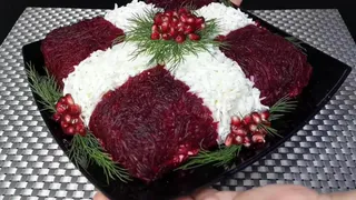 Новогодние рецепты: салат «Королевский»