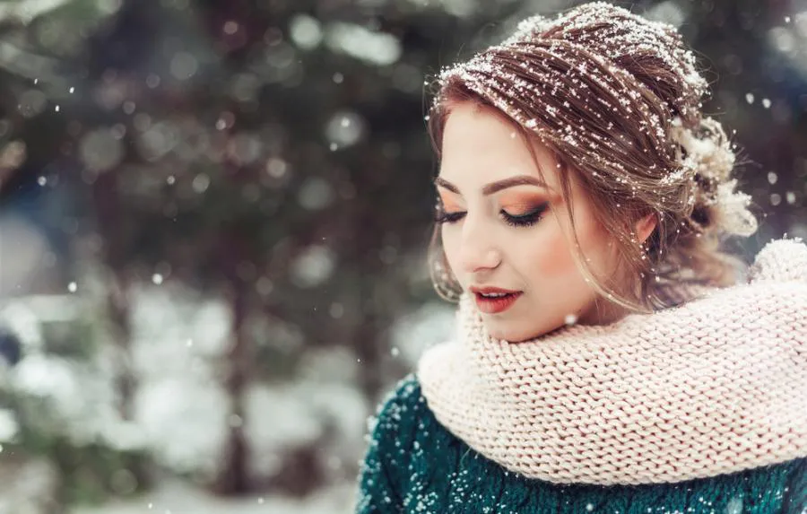 Приметы и запреты на 25 февраля: на улице без шапки сегодня не ходим