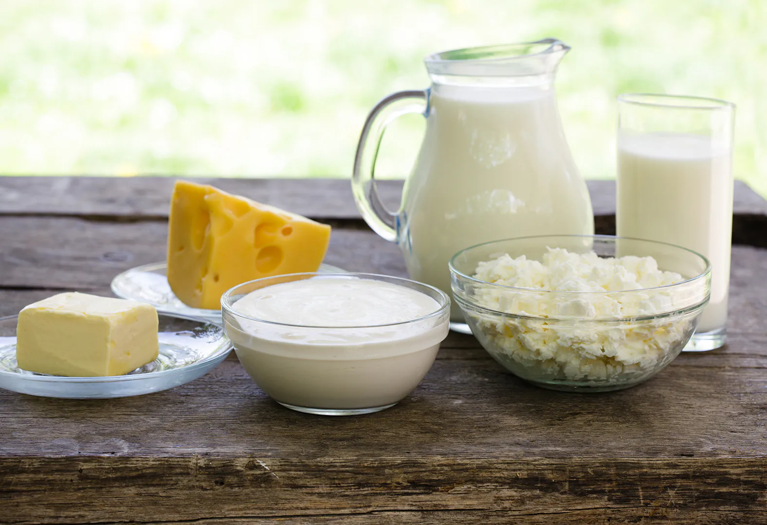 Кисломолочные продукты для пожилых: какие выбрать и от каких отказаться