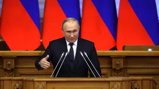 Путин напомнил депутатам, ради кого они работают