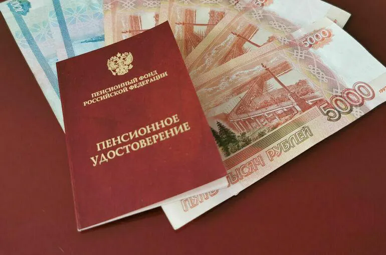Страховой стаж одной группы пенсионеров будут считать по-новому