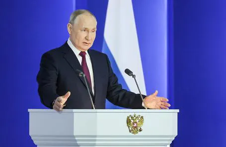 Стало известно, сколько россиян положительно оценили послание Путина, а скольким оно не понравилось