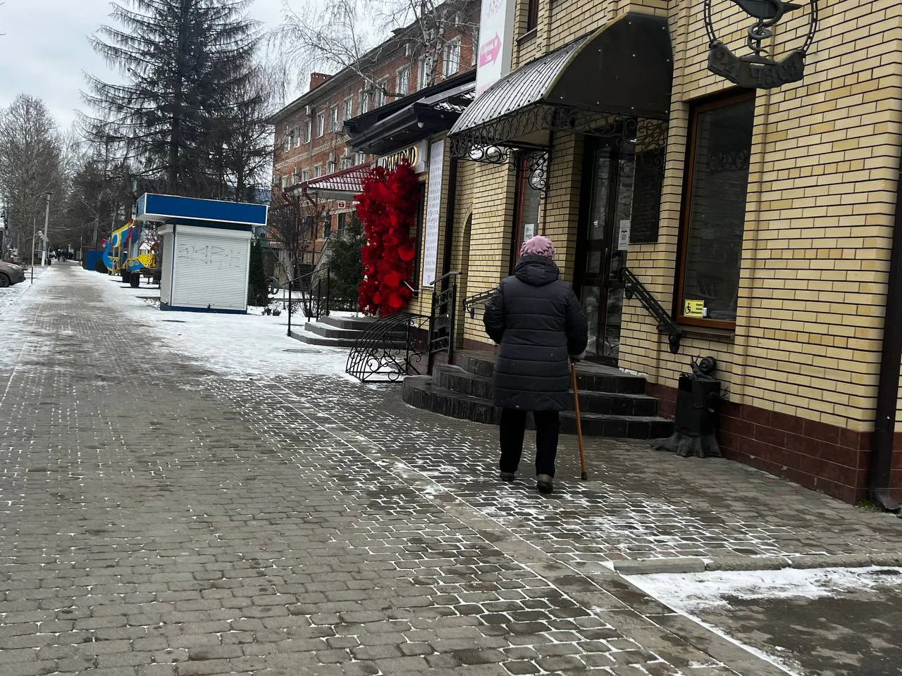Все, кто работал до 2002 года, могут автоматом получить «Ветерана труда»: но есть несколько важных условий — обратите внимание