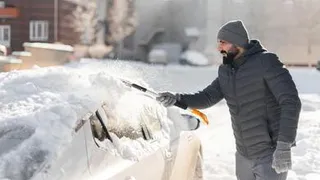 Стало известно, когда в столицах ждать снега