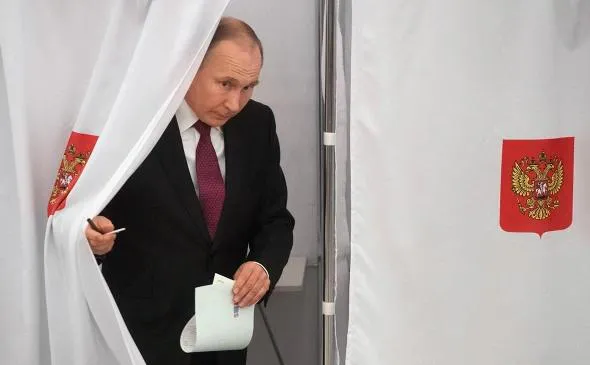Стало известно, что россияне хотят от будущего президента
