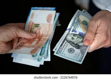 Назван курс рубля в октябре