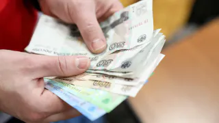 Ваши деньги под замком: в каком случае банк может не отдать вклад